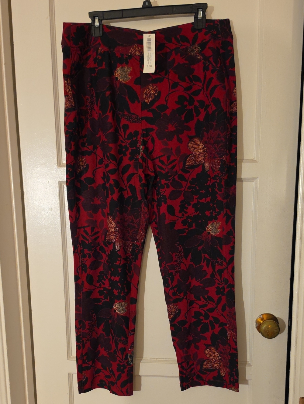 Chico's Travelers Fire Blooms Crepe Pants Size 2.5 / Large 14